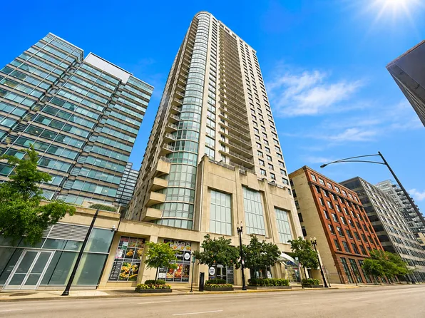 125 S Jefferson St Unit 2409, Chicago, IL 60661