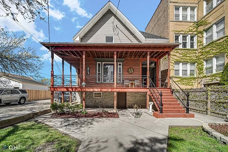 1st image of 2036 N Spaulding Ave #2FR