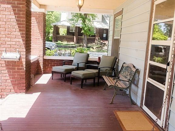 4th image of 624 W Oklahoma Ave
