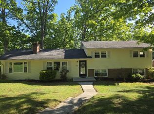 913 White Oak Dr, Covington, VA 24426