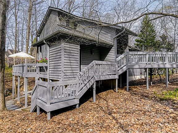 4th image of 208 Forest Brook Dr