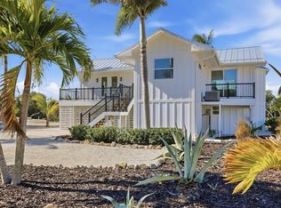 281 Bocilla Dr, Placida, FL 33946