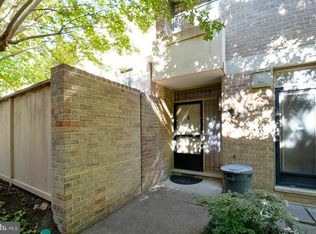 204 M St SW #34, Washington, DC 20024