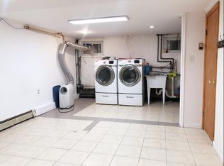 5027 201st St, Bayside, NY 11364