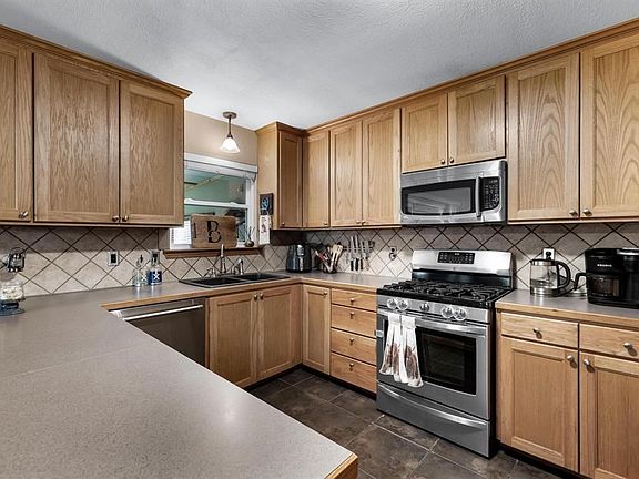 4th image of 3857 Bonnie Dr