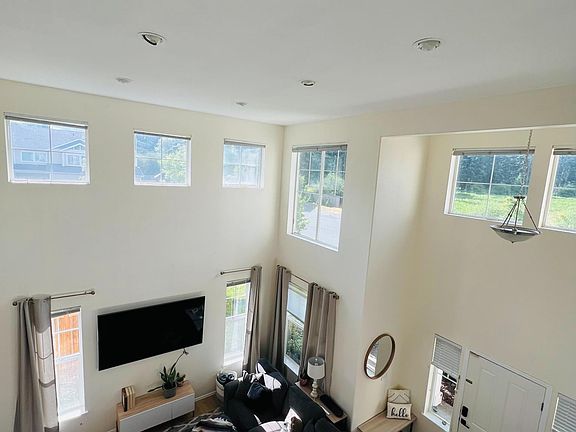 3rd image of 16326 Vancil Ct SE