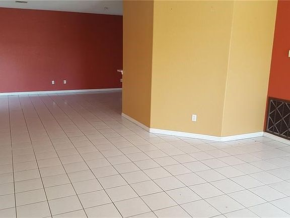 2nd image of 507 W Omaha St