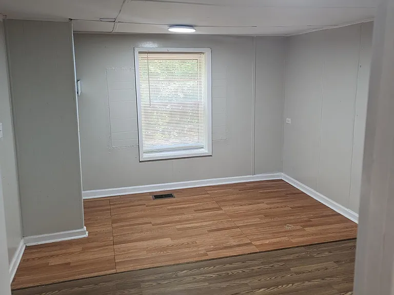 530 Dooley Rd — Photo 21