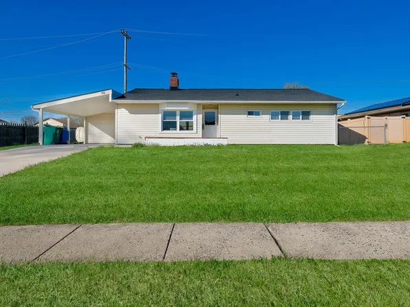 10 Blue Ridge Dr, Levittown, PA 19057