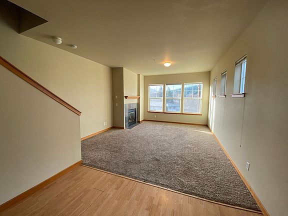 3rd image of 224 S Ashley St APT 201