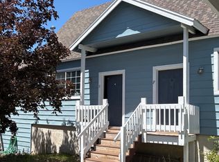 501 Ida St, Mount Shasta, CA 96067