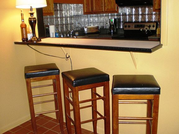 Breakfast bar