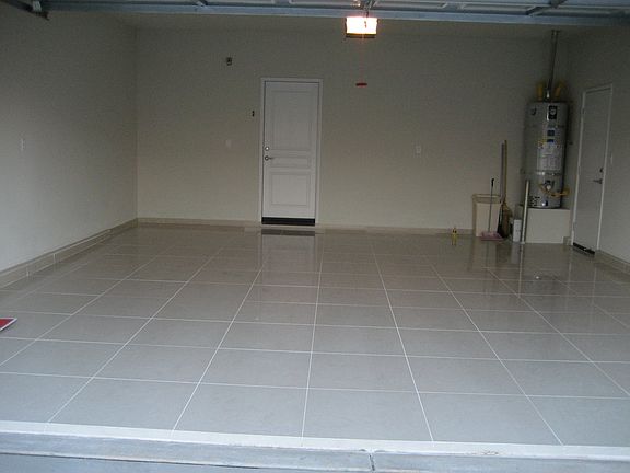 5th image of 16756 Ukiah St