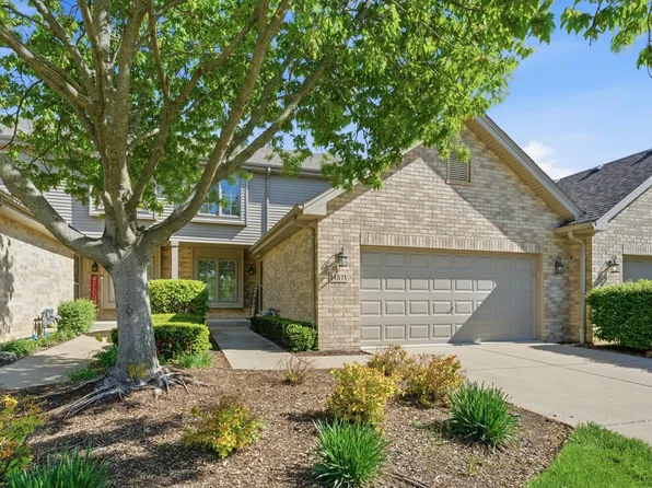 14571 Albany Ave, Lemont, IL 60439