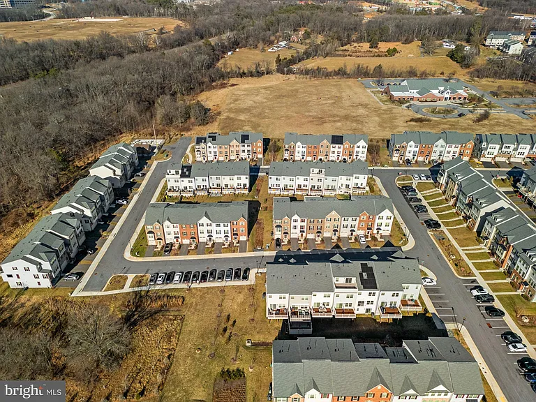 7911 Mine Run Rd — Photo 45