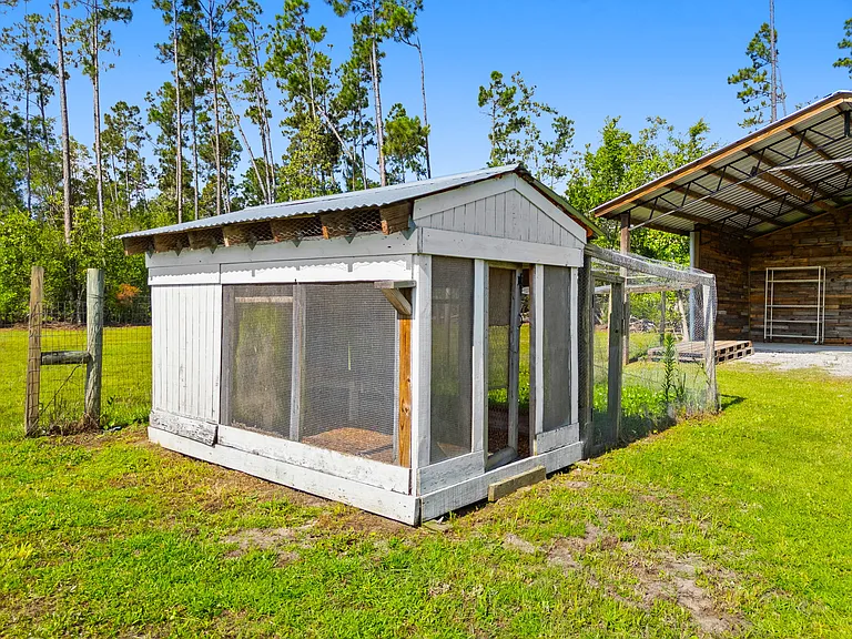 5423 Debi Rd — Photo 38