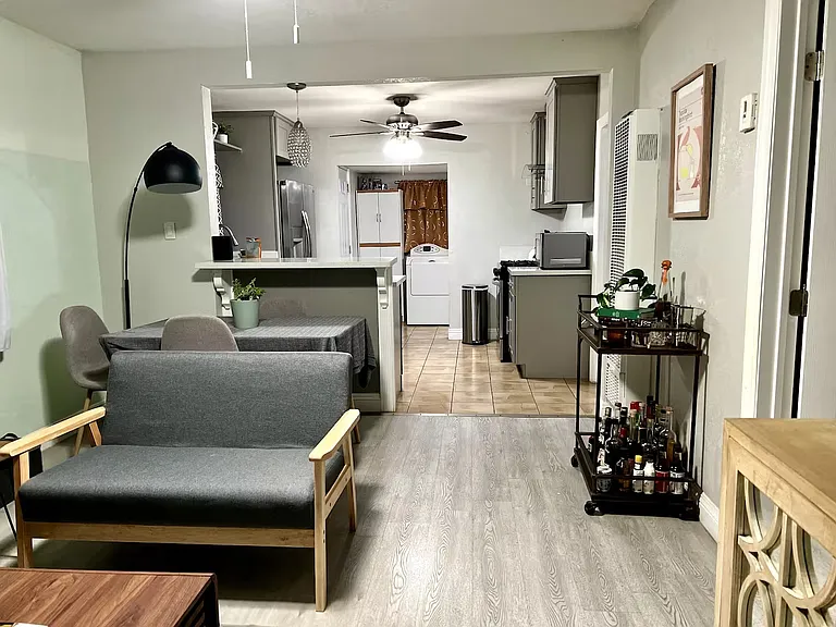 17015 Walnut Ct — Photo 4