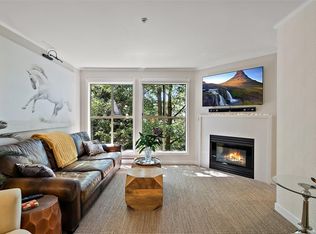 Oakview Court, Saanich, BC V8X 1M5