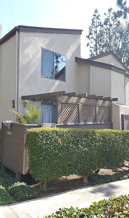 1st image of 1344 Cabrillo Park Dr APT F
