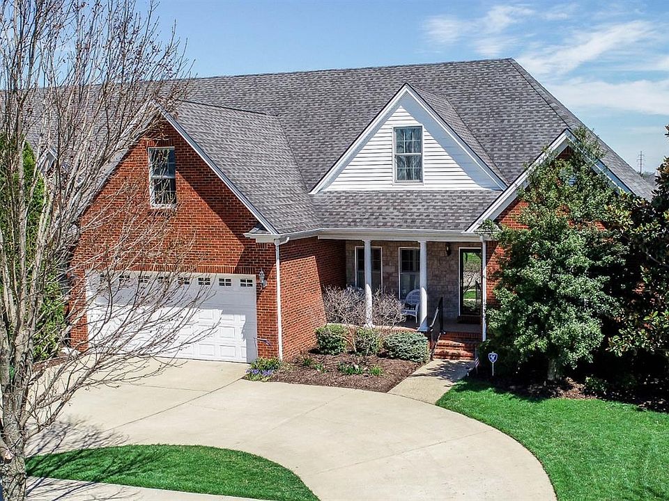 1st image of 546 Houston Oaks Dr