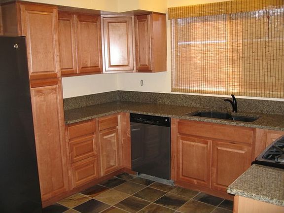 Beautiful Cabinets and Appliances