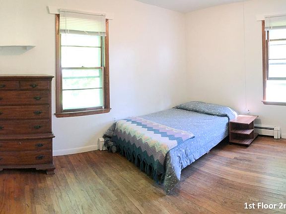 5th image of 14 Walnut Ave