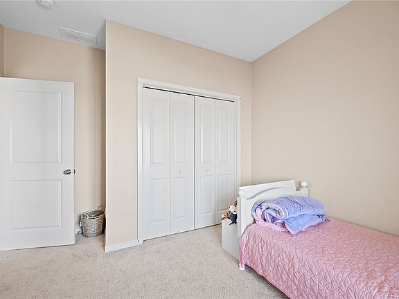 5th image of 2623 7th Avenue Ct SW