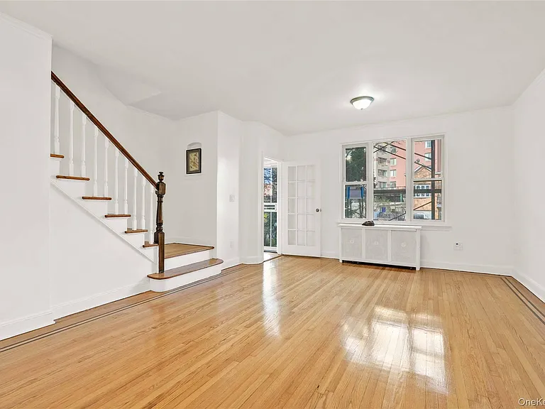 3319 143rd St — Photo 7