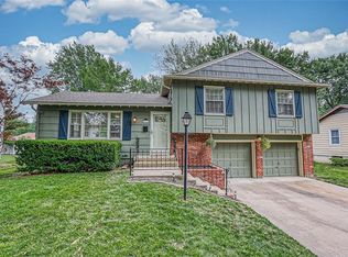 10001 McGee St, Kansas City, MO 64114