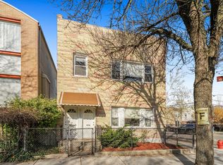 2100 W Superior St, Chicago, IL 60612
