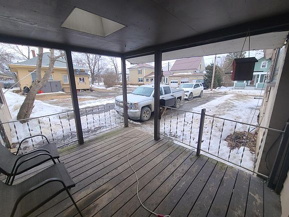 5th image of 1 Carr Avenue