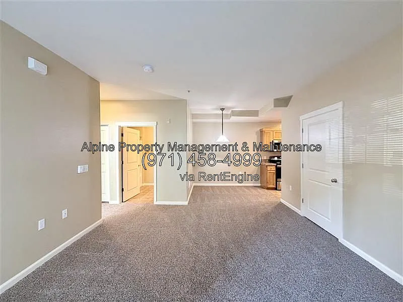 2 bed, 1.0 bath, 749 sqft, $1,675 — Photo 4