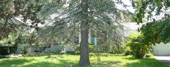 1st image of 4087 Louise St