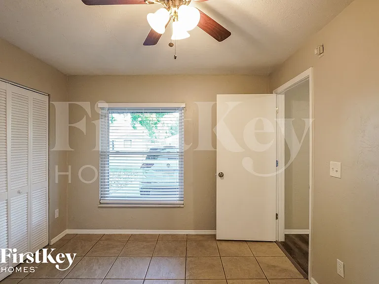3017 Vista Palm Dr — Photo 13