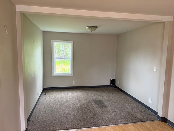 3rd image of 236 S Main St #3