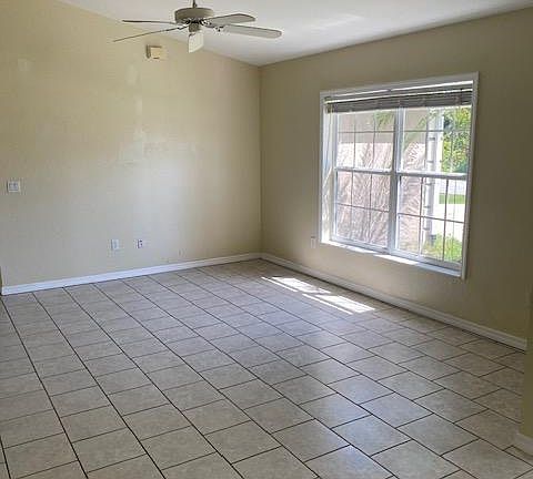 5th image of 2680 Nellie Ln