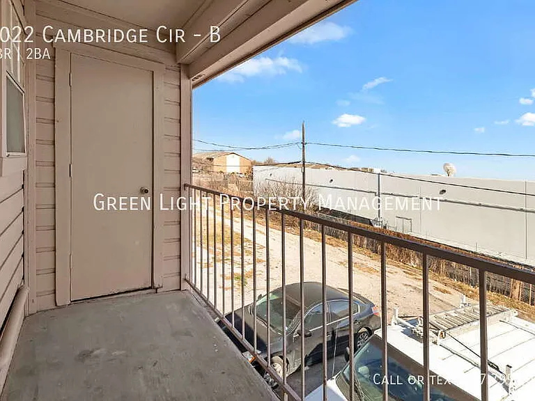 8022 Cambridge Cir #B — Photo 9