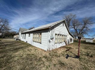 614 N Chestnut, BURDEN, KS 67019