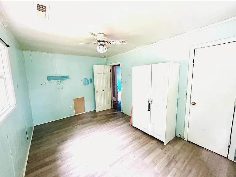1010 Porter St — Photo 9