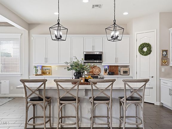 5th image of 2722 E INDIAN WELLS Drive