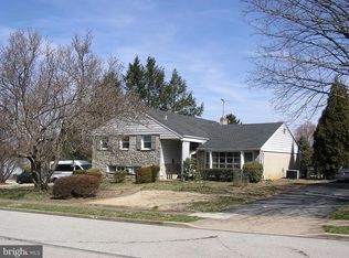 1111 Gypsy Ln, Oreland, PA 19075