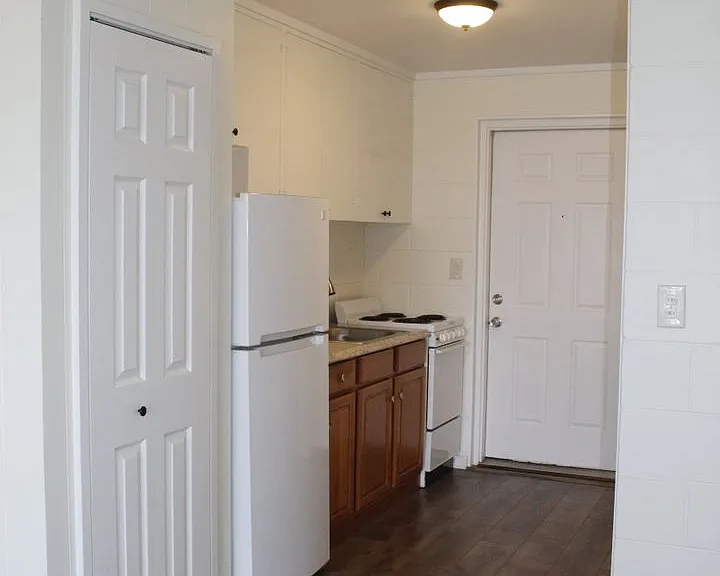 1697 Nana St — Photo 3