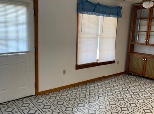 424 Parkinson St #1, Monongahela, PA