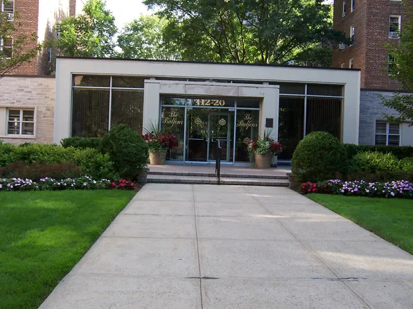 112-20 72nd Drive image 1 of 4