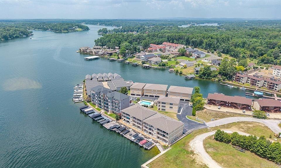 1st image of 150 Villa Pointe #B