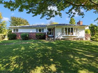 4456 Howlett Hill Rd, Syracuse, NY 13215