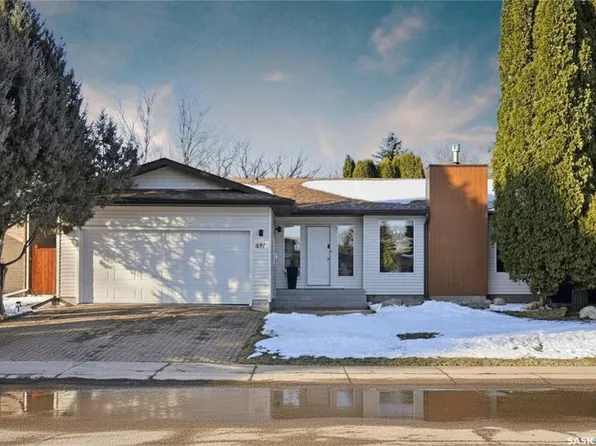 627 Delaronde CRESCENT, Saskatoon, SK S7J 3Z9