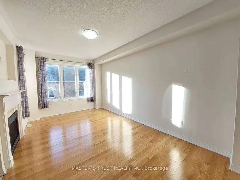57 Cinemark Ave — Photo 5