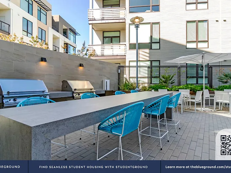 Building's Courtyard
