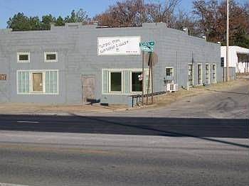 2nd image of 2002 S School Ave